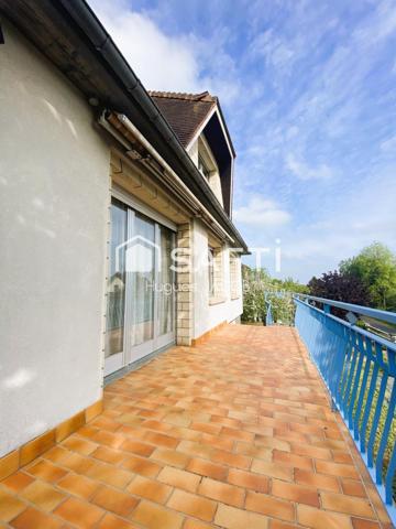 Maison individuelle avec sous complet, jardin bien exposé et 4 chambres