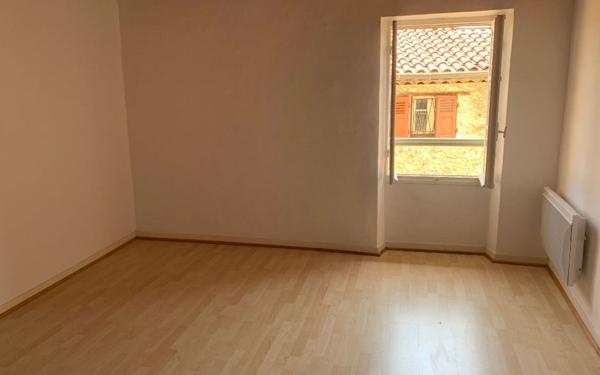 Appartement à louer    3 pièces •  Carros