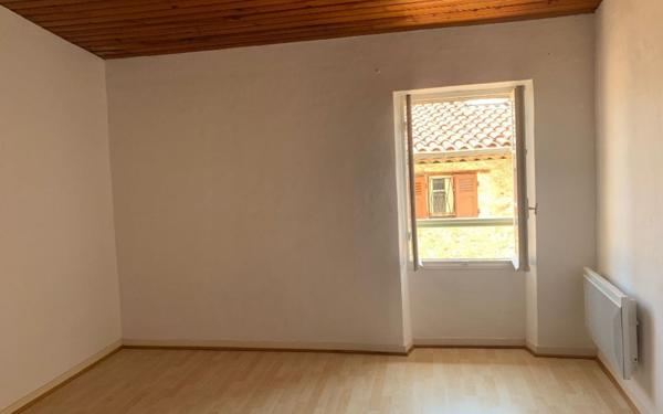 Appartement à louer    3 pièces •  Carros