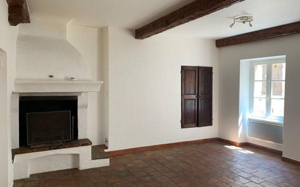 Appartement à louer    3 pièces •  Carros