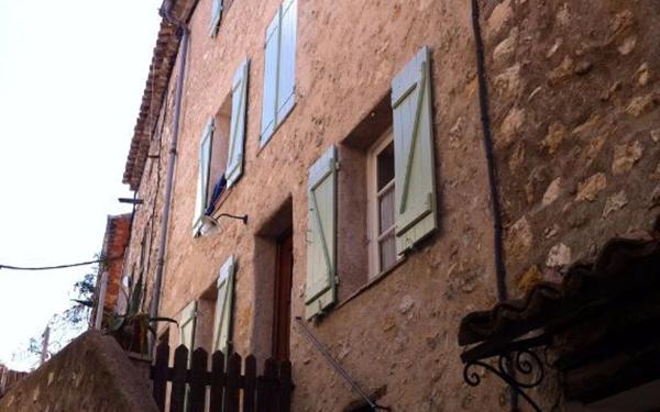 Appartement à louer    3 pièces •  Carros