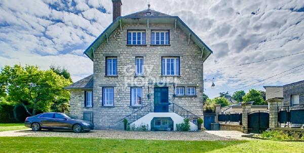Maison bourgeoise à vendre à Villers-Cotterêts - Référence 3095
