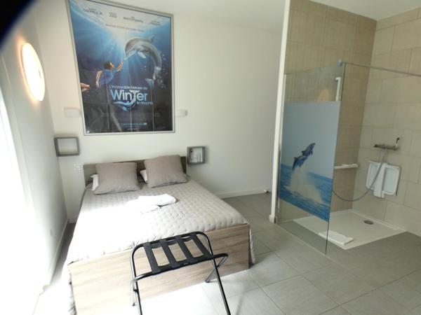 Vias-Murs commerciaux Hôtel