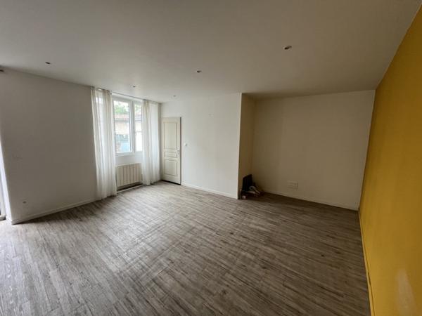 Maison à vendre |  Ruffec |  3 pièces | 91 m²