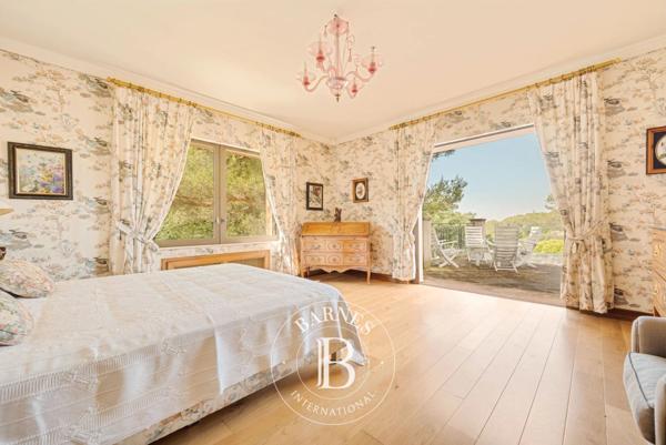 Aix-en-Provence, Maison 7 Chambres -  571 m² à vendre