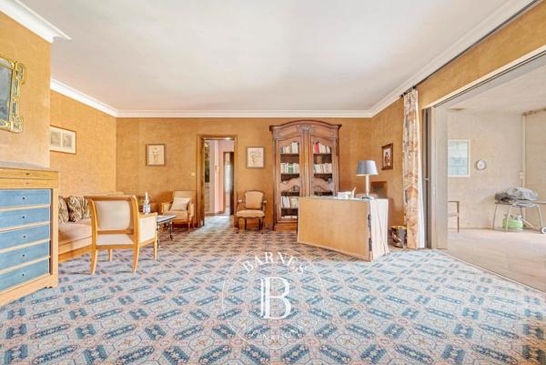 Aix-en-Provence, Maison 7 Chambres -  571 m² à vendre