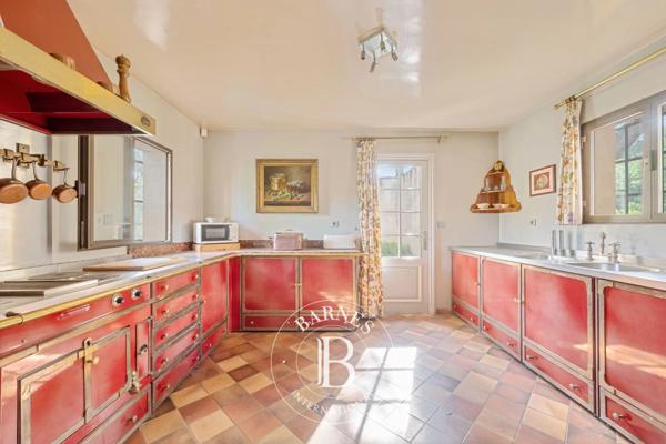 Aix-en-Provence, Maison 7 Chambres -  571 m² à vendre