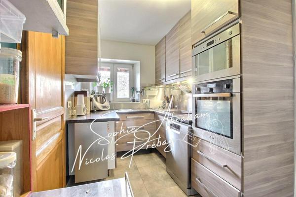 Maison avec grange et jardin