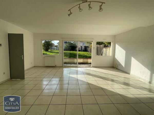 Maison à louer 5 pièces 109.44m² Idron (64320)
