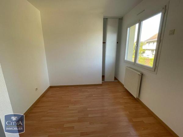 Maison à louer 5 pièces 109.44m² Idron (64320)