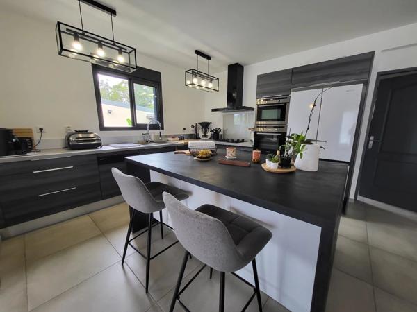 Villa familiale avec piscine et potentiel locatif – Mont Vert, Saint-Pierre