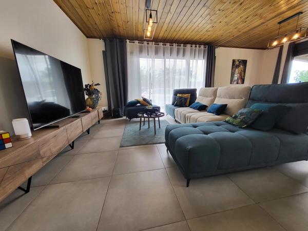 Villa familiale avec piscine et potentiel locatif – Mont Vert, Saint-Pierre