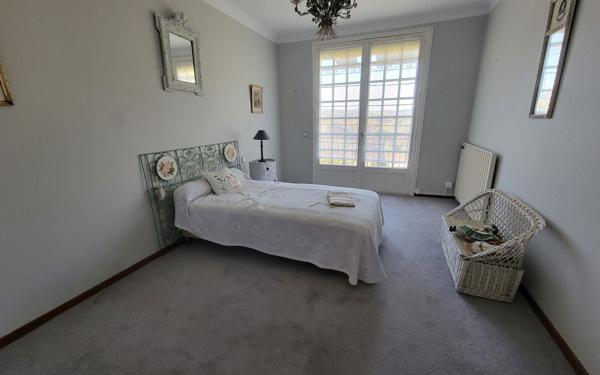 Maison à vendre    7 pièces • 154 m2 Gan