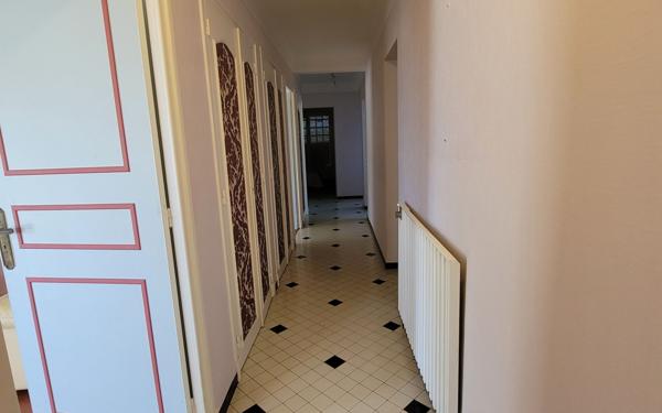 Maison à vendre    7 pièces • 154 m2 Gan