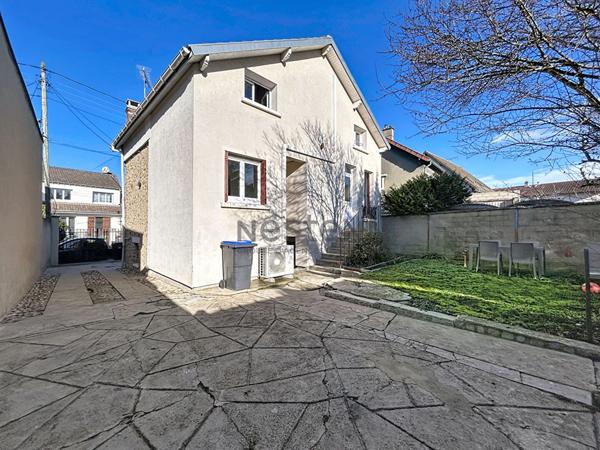 Maison Villeneuve Saint Georges 6 pièces 3 Chambres