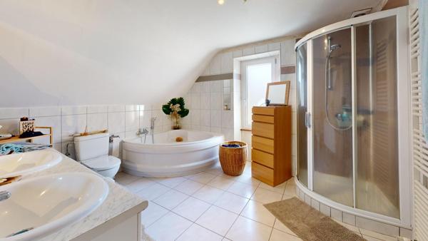 Maison familiale de caractère – volumes généreux au cœur de la vallée de Guebwiller