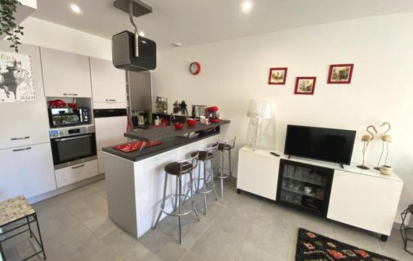 Vente Appartement P2 Cabine 1ère Ligne Rive droite Le grau-du-roi   