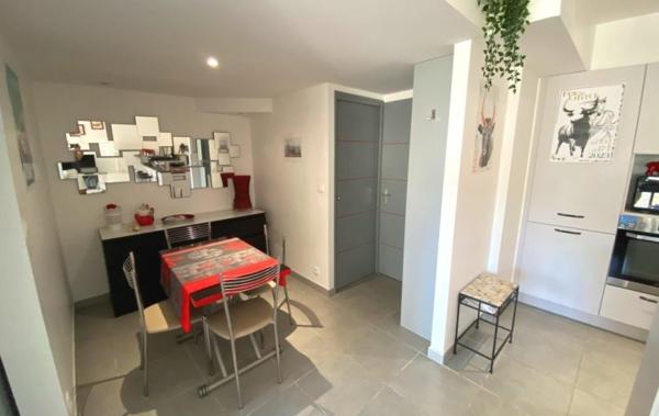 Vente Appartement P2 Cabine 1ère Ligne Rive droite Le grau-du-roi   