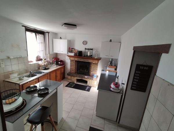 À vendre - Maison, 7 pièces située à Sarcé (72360)