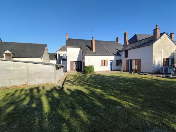 À vendre - Maison, 7 pièces située à Sarcé (72360)