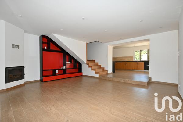 Maison à vendre 6 pièces 148 m² Les Chères