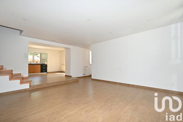 Maison à vendre 6 pièces 148 m² Les Chères