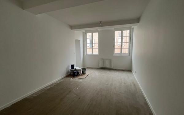 Appartement à louer    2 pièces • 56 m2 Castelnaudary