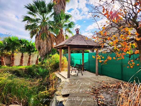 DEMEURE DE PRESTIGE DE 230 M² SUR 1775 M² DE TERRAIN