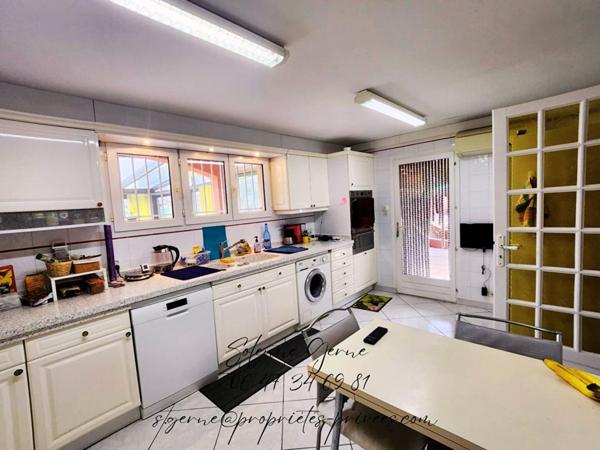 DEMEURE DE PRESTIGE DE 230 M² SUR 1775 M² DE TERRAIN