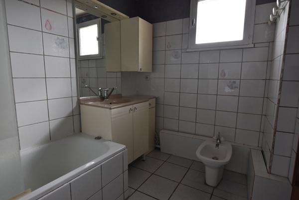 Profitez d'un cadre de vie agréable, sans vis-à-vis, Maison à vendre à Combs la Ville -