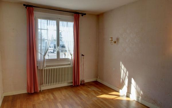 Maison à vendre    3 pièces •  Saran