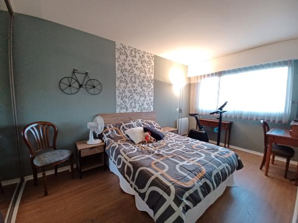 Parking + parking + appartement