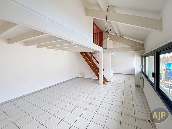 Appartement à vendre Lesparre Medoc - 3 pièces, 55m² avec 2 chambre(s) à 66 000€ - AJP Lesparre Immobilier