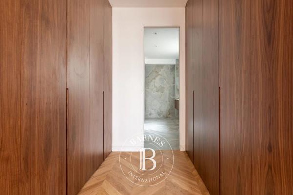 Paris 16ème, Appartement 4 Chambres -  177 m² à vendre