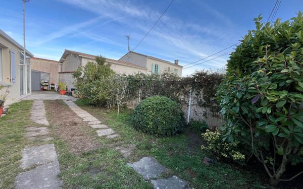 Maison à vendre    3 pièces •  Royan