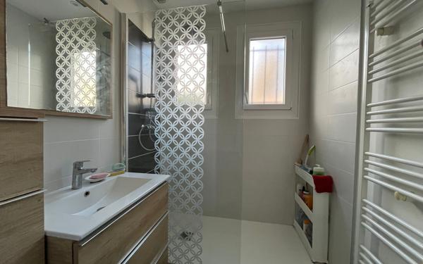 Maison à vendre    3 pièces •  Royan