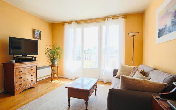 Appartement à vendre    2 pièces • 56,79 m2 Lyon 5