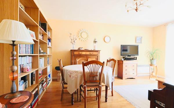 Appartement à vendre    2 pièces • 56,79 m2 Lyon 5