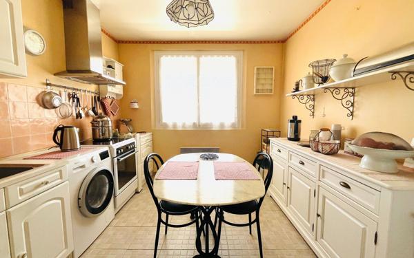 Appartement à vendre    2 pièces • 56,79 m2 Lyon 5