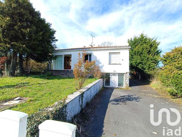 Maison 5 pièces de 208 m² à Le Poiré-sur-Vie (85170)