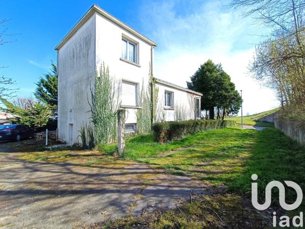 Maison 5 pièces de 208 m² à Le Poiré-sur-Vie (85170)