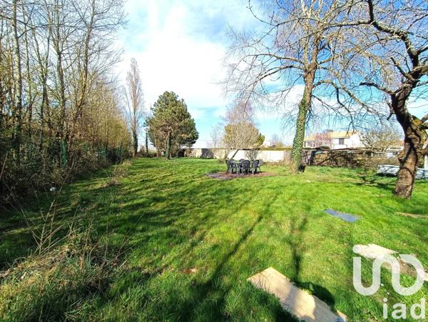 Maison 5 pièces de 208 m² à Le Poiré-sur-Vie (85170)