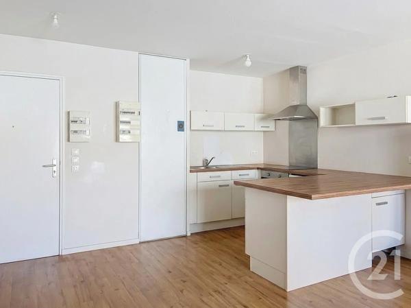Appartement à vendre  2 pièces - 54,65 m 2   EPERNAY  - 51