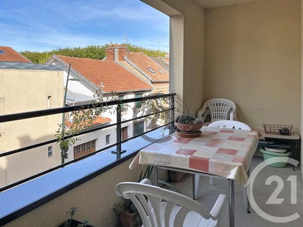 Appartement à vendre  2 pièces - 54,65 m 2   EPERNAY  - 51