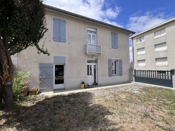 SAINT GAUDENS, maison type 4 avec cour et petit garage