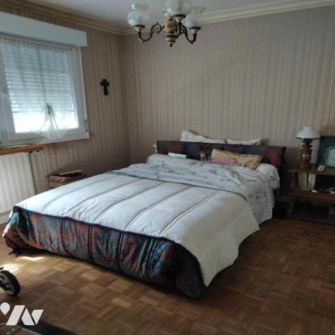 Maison d'habitation à vendre dans le centre de Châteauneuf du Faou, Finistère 29