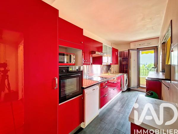 Appartement à vendre 5 pièces 84 m² Meudon-la-Forêt