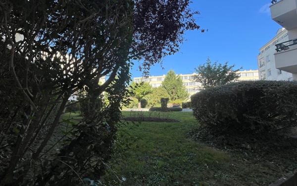 Appartement à vendre    3 pièces •  Le Plessis-Trévise