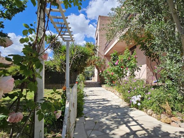 Vente maison Draguignan, 149m² 5 pièces 490 000€ avec piscine