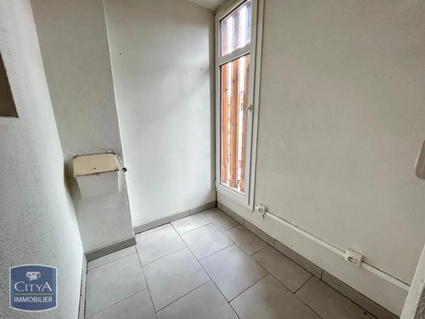 Appartement à louer 3 pièces 65.18m² Belfort (90000)
